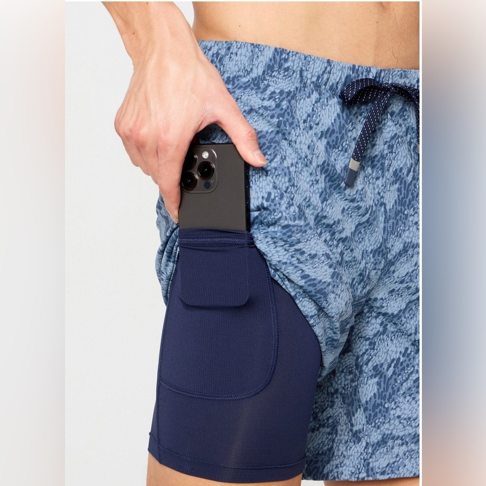 Fabletics The One Short lined 7 inch - Picture 2 of 10